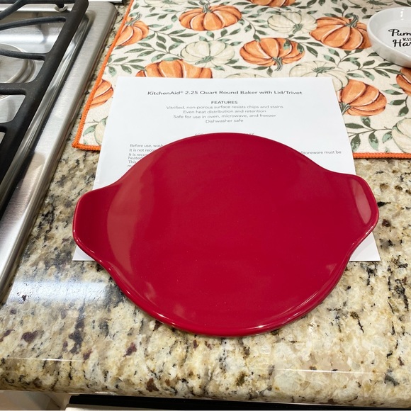 KitchenAid Kitchen New Kitchenaid 225 Quart Round Baker With Lidtrivet For Use In Oven